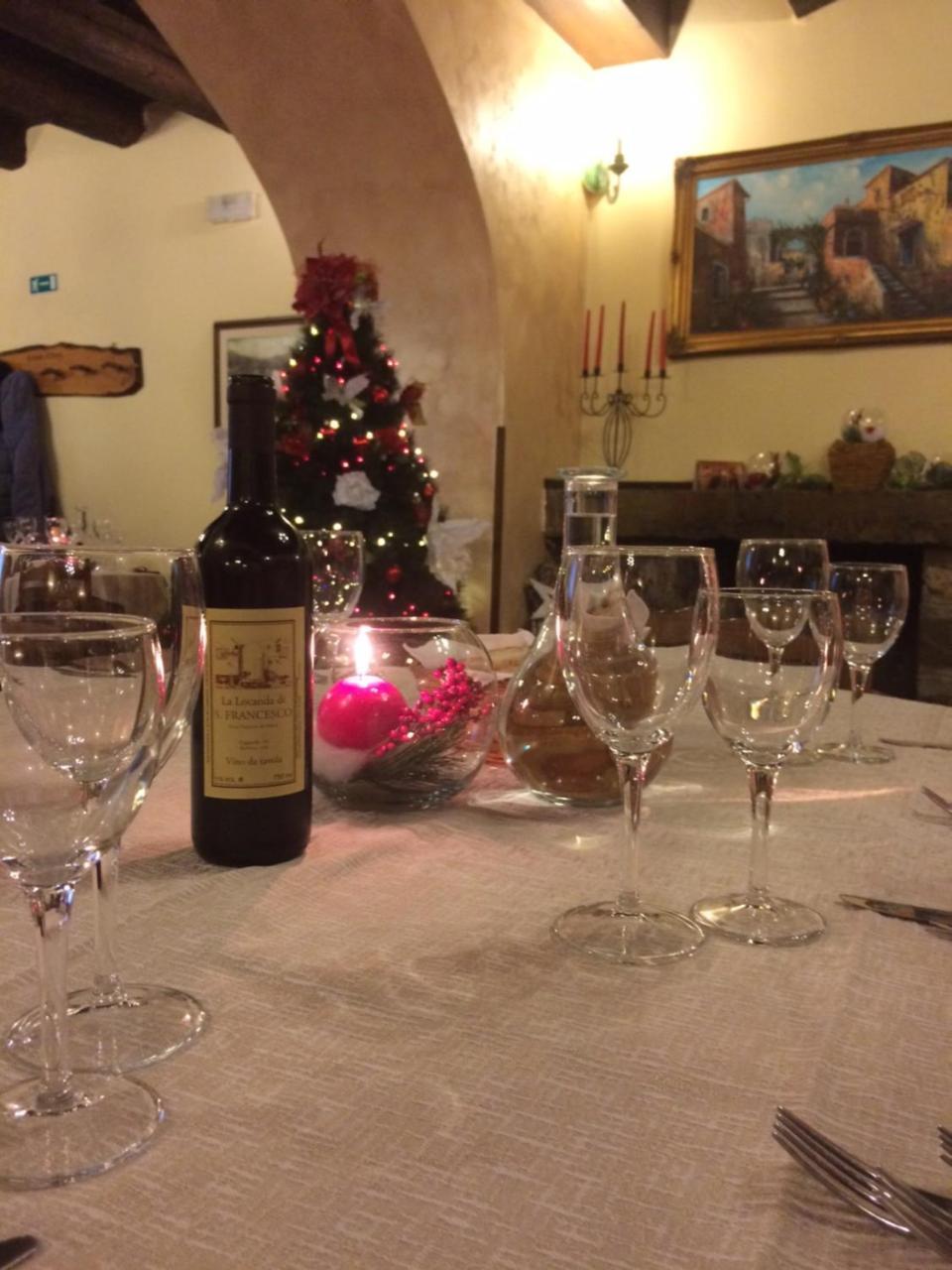 La Locanda Di San Francesco Hotel วิจจาเนลโล ภายนอก รูปภาพ